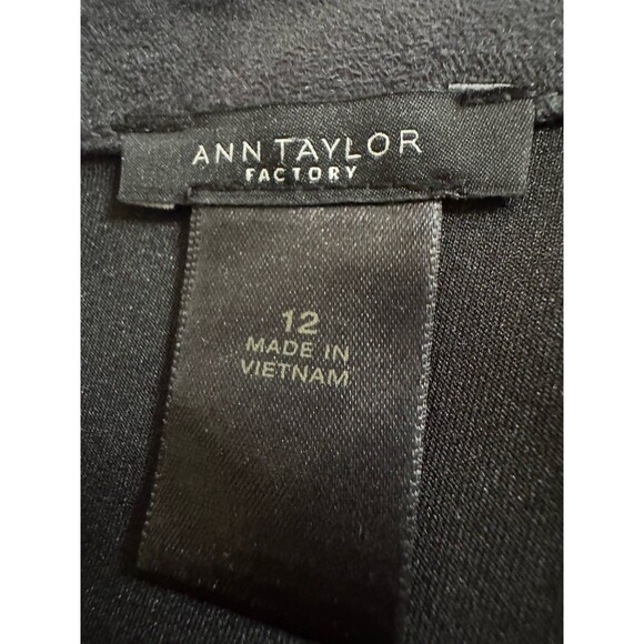Ann Taylor Factory Dress Sheath Size 12 Gray Microsuede Laser Cut Office Career - Picture 4 of 6